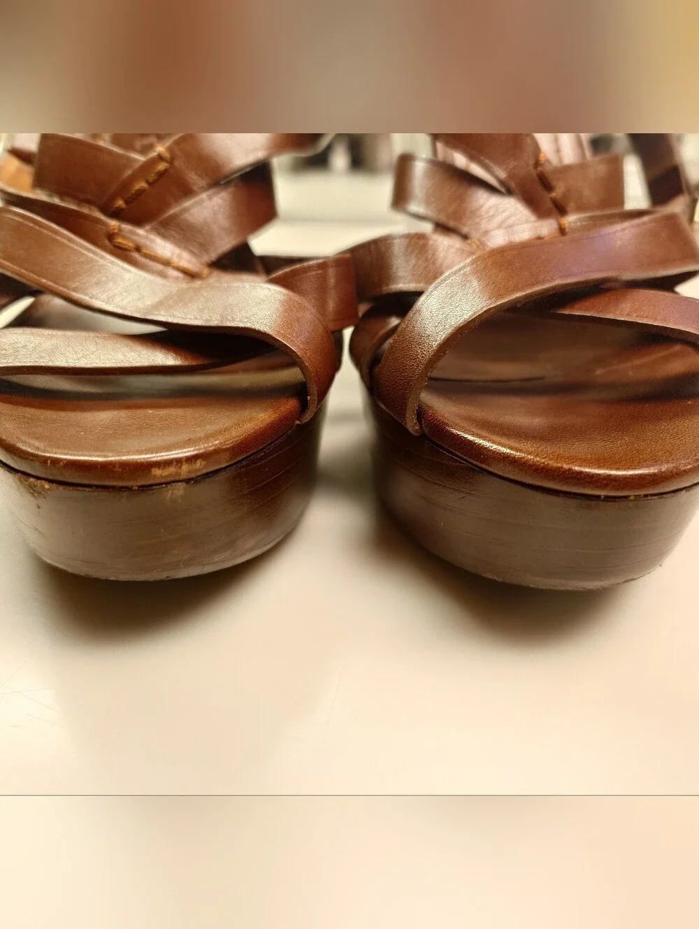 EUC Iconic Brown BURBERRY Delamer Leather Platform Wedge Sandal 39 Runway Heels